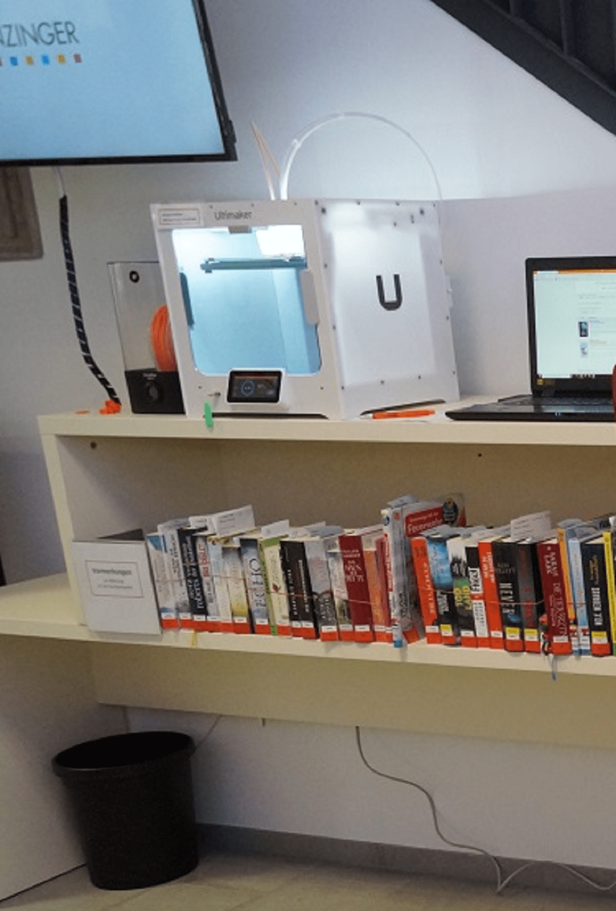 Vorbestellregal neue Pixel